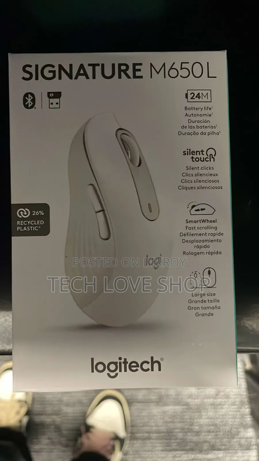 Anker PowerExpand 8-in-1 Hub + Logitech M650L Mouse