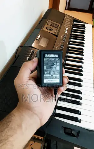 YAMAHA PSR E-463 Touch-Sense Keyboard With Bag Stand (MIDI + Live!)