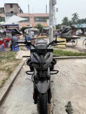 Hero Xtreme 125R 2025 Black