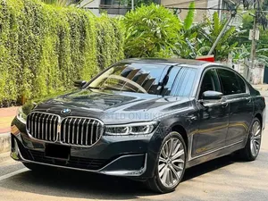 BMW 7 Series 2019 Gray