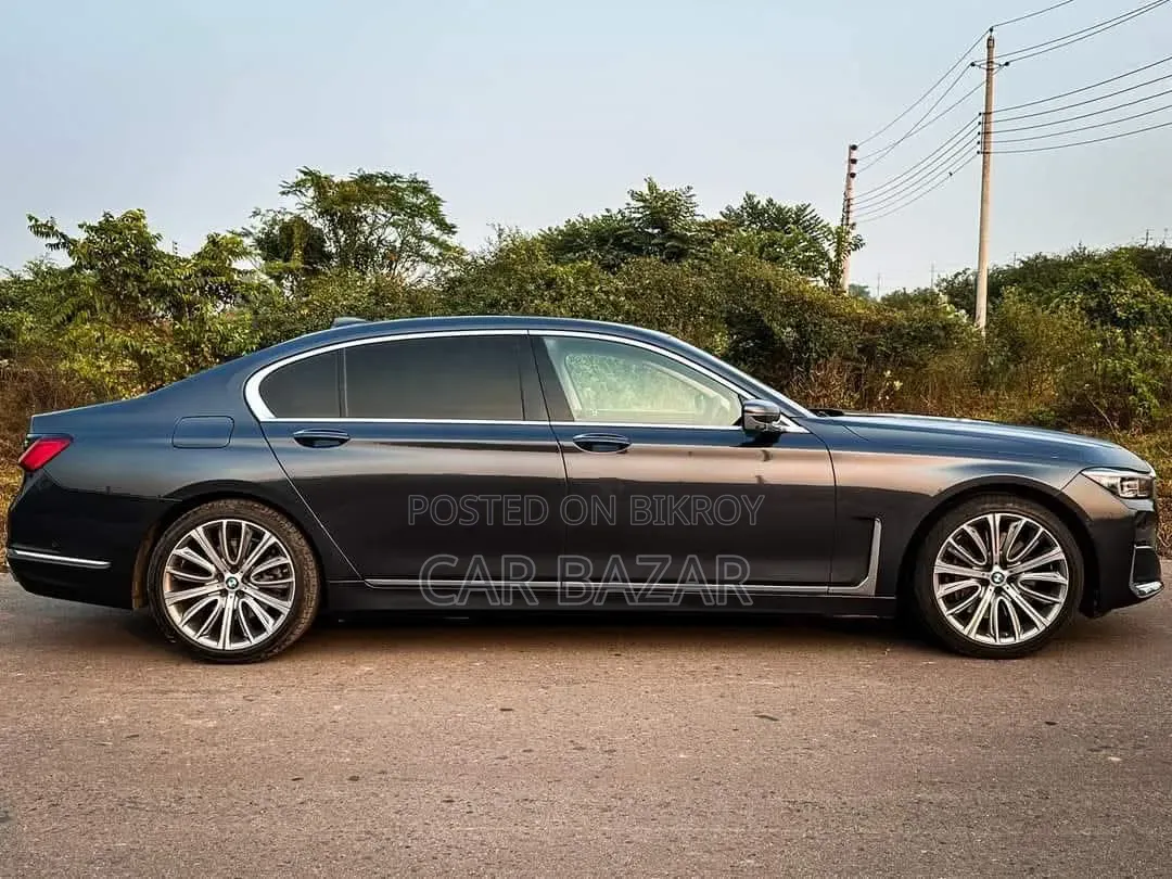BMW 7 Series 2019 Gray