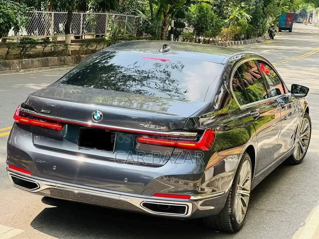 BMW 7 Series 2019 Gray