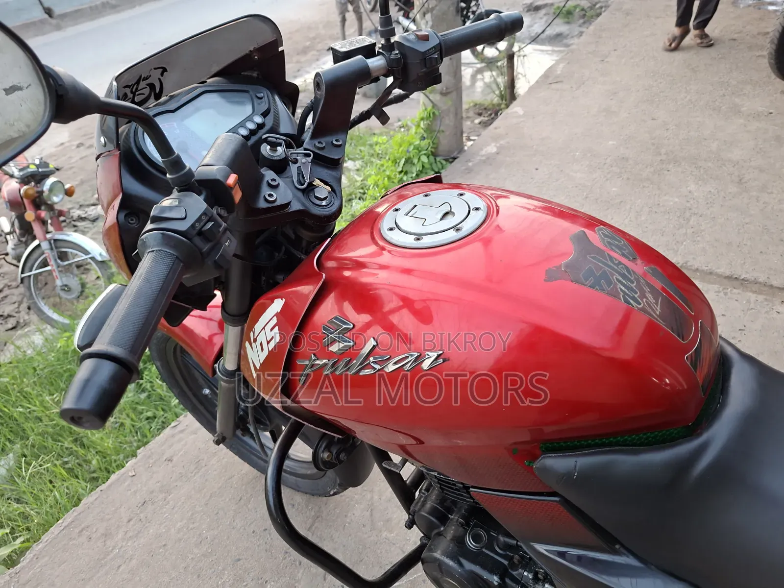 Bajaj Pulsar 150 2011 Red
