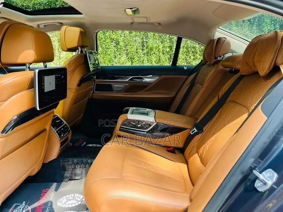 BMW 7 Series 2019 Gray