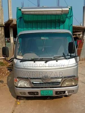 Toyota Dyna Delivery Van 2020 14 Feet Body