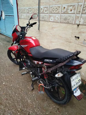 হিরো গ্ল্যামার ২০২১ রেড
