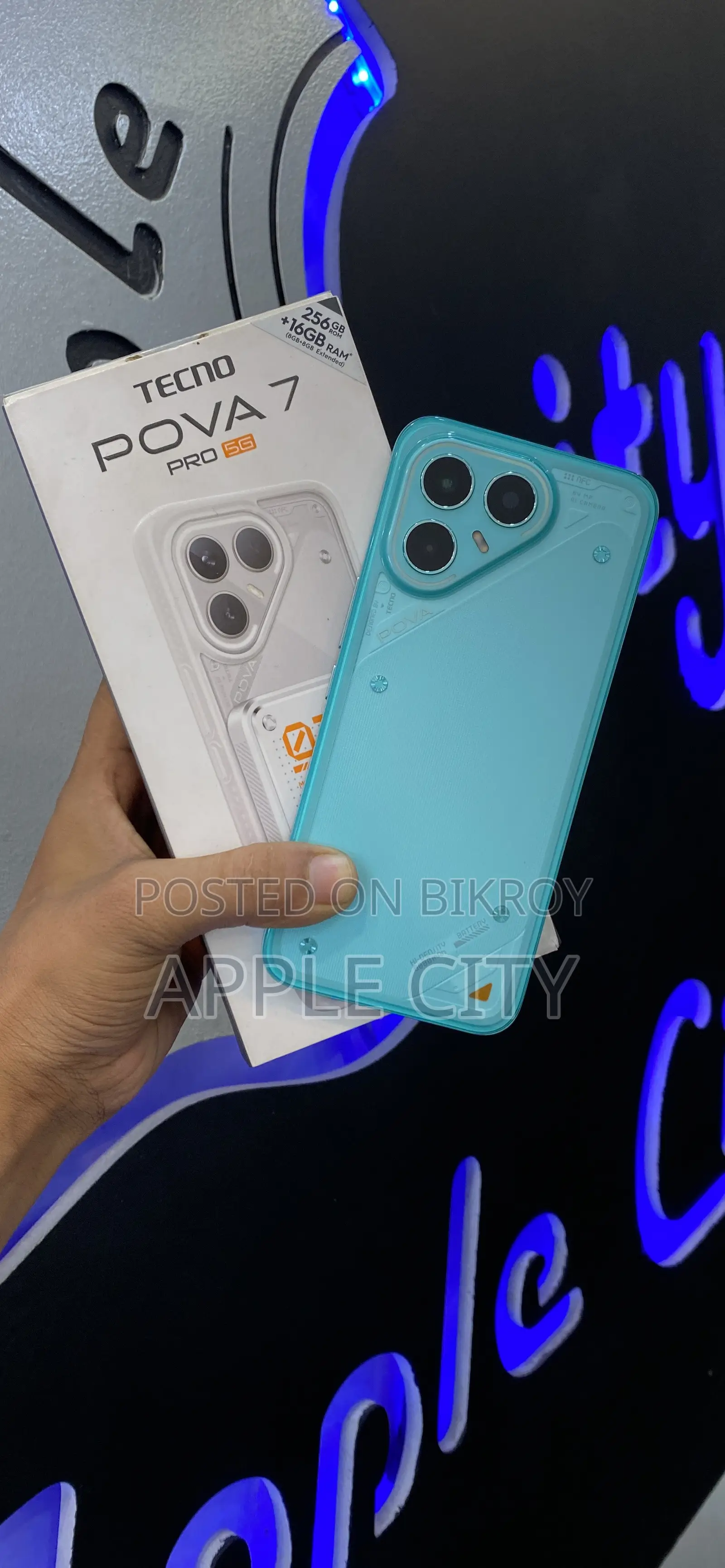 Tecno Pova 6 Pro 5G 256 GB Blue