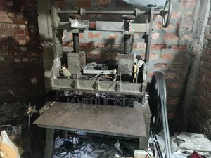 Die CUTTING Machine