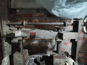 ডাই কাটিং মেশিন