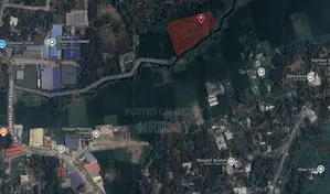 গাজীপুর সাব-রেজিস্ট্রি অফিসের উত্তর পাশে ৮১ শতাংশ পুকুরসহ বাগানবাড়ি