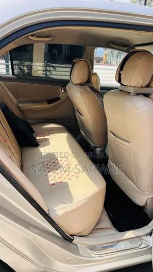 Toyota Corolla 1.5 Sedan Automatic 2002 Gold