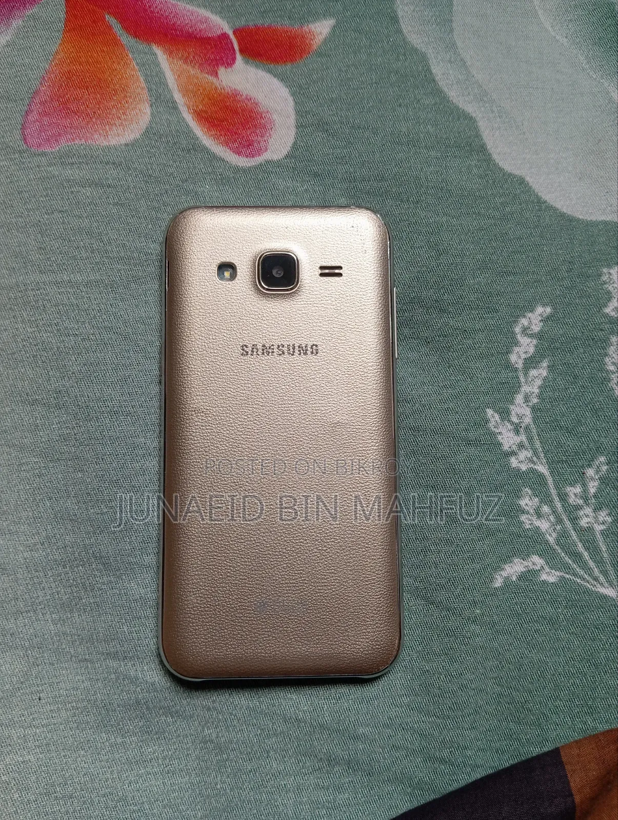 Samsung Galaxy J2 8 GB Rose Gold