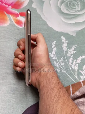 Samsung Galaxy J2 8 GB Rose Gold