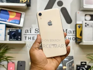 Apple iPhone XR 64 GB White