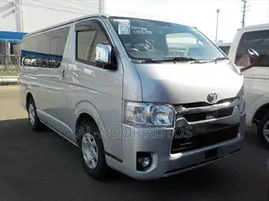 Toyota HiAce 2021 Silver