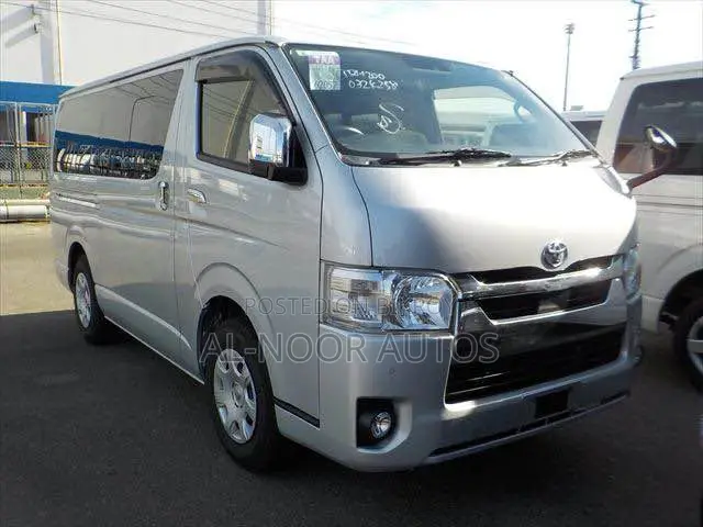 Toyota HiAce 2021 Silver