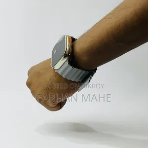Y80 Ultra Smart Watch সাথে ৮ টি ফিতা ফ্রি!