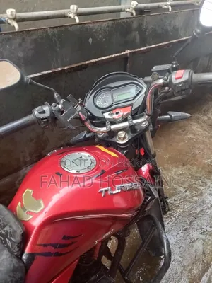 Runner Turbo 125 2021 Red