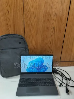 Laptop HP 250 G8 12GB Intel Core i3 SSD 1TB