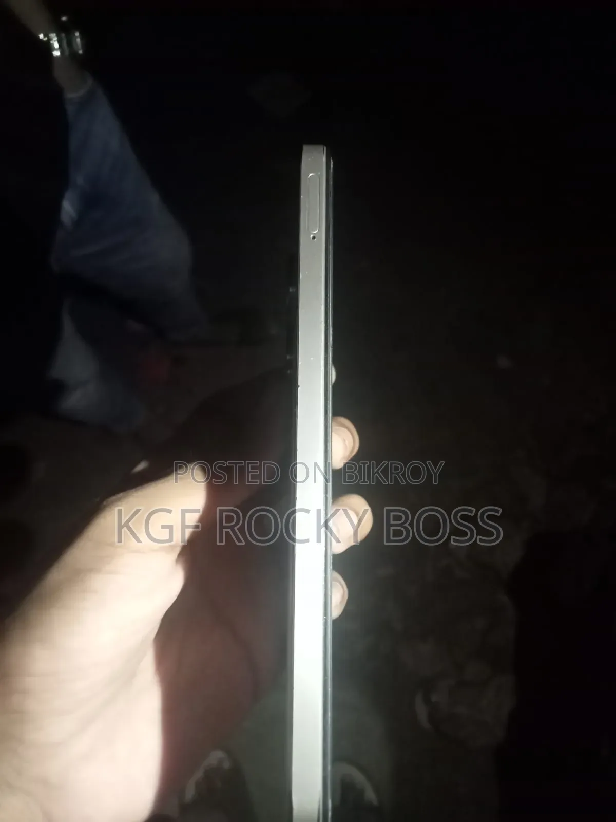 রিয়েলমি সি৫৫ ১২৮ জিবি গোল্ড