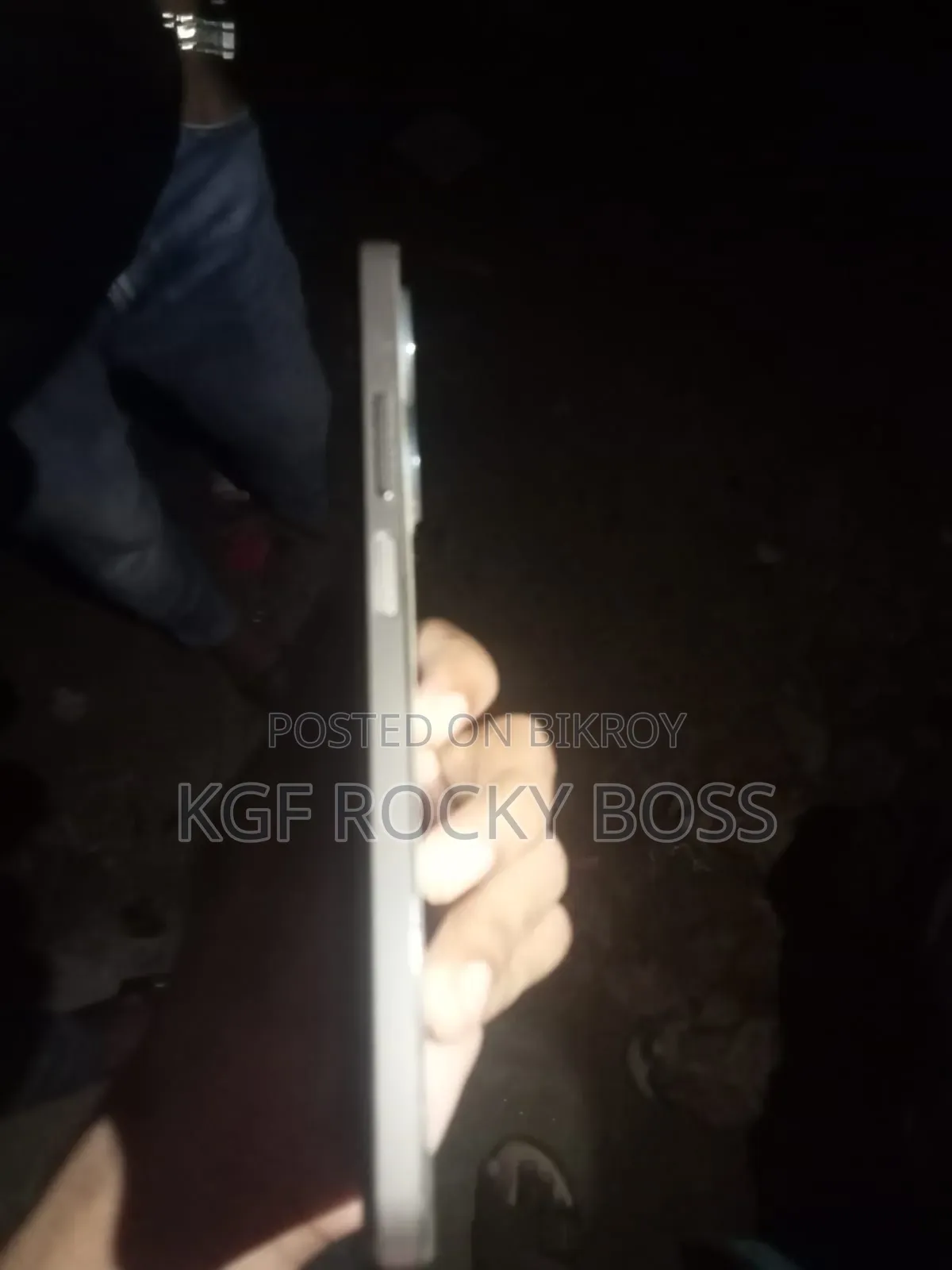 রিয়েলমি সি৫৫ ১২৮ জিবি গোল্ড