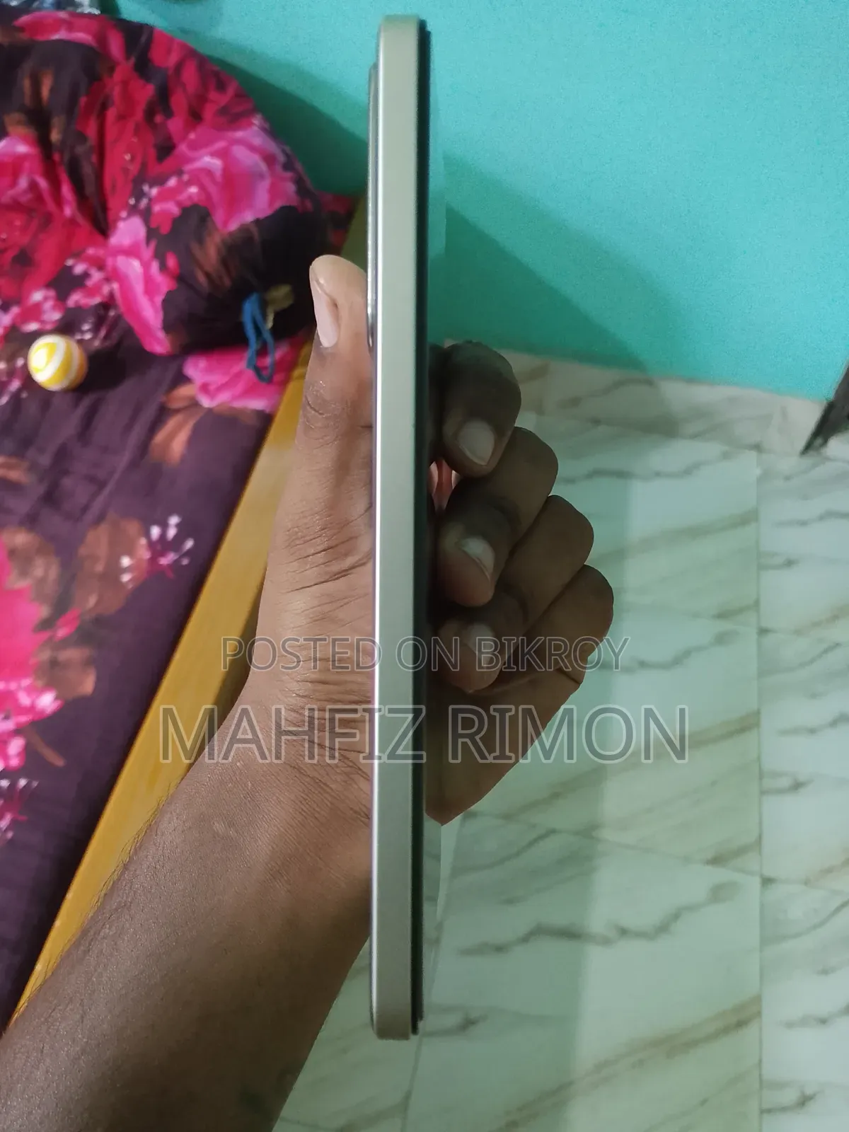 Realme 128 GB Silver