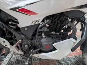 হিরো থ্রিলার ১৬০আর রিফ্রেশ ২০২৪ সাদা