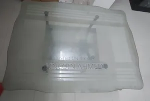 ডাইনিং টেবিল