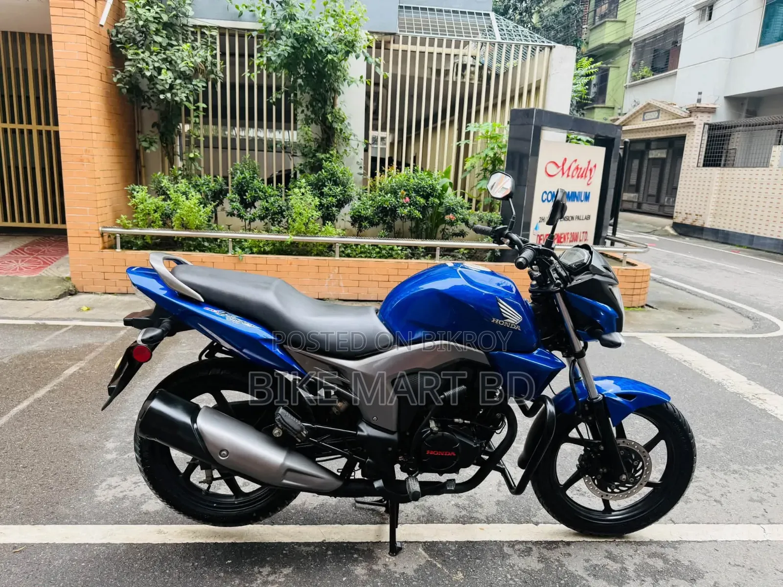 Honda CB 2019 Blue