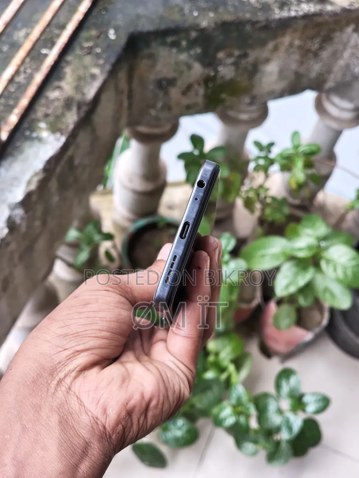 Infinix Hot 60i 128 GB Black