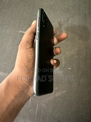 Samsung Galaxy A12 64 GB Black
