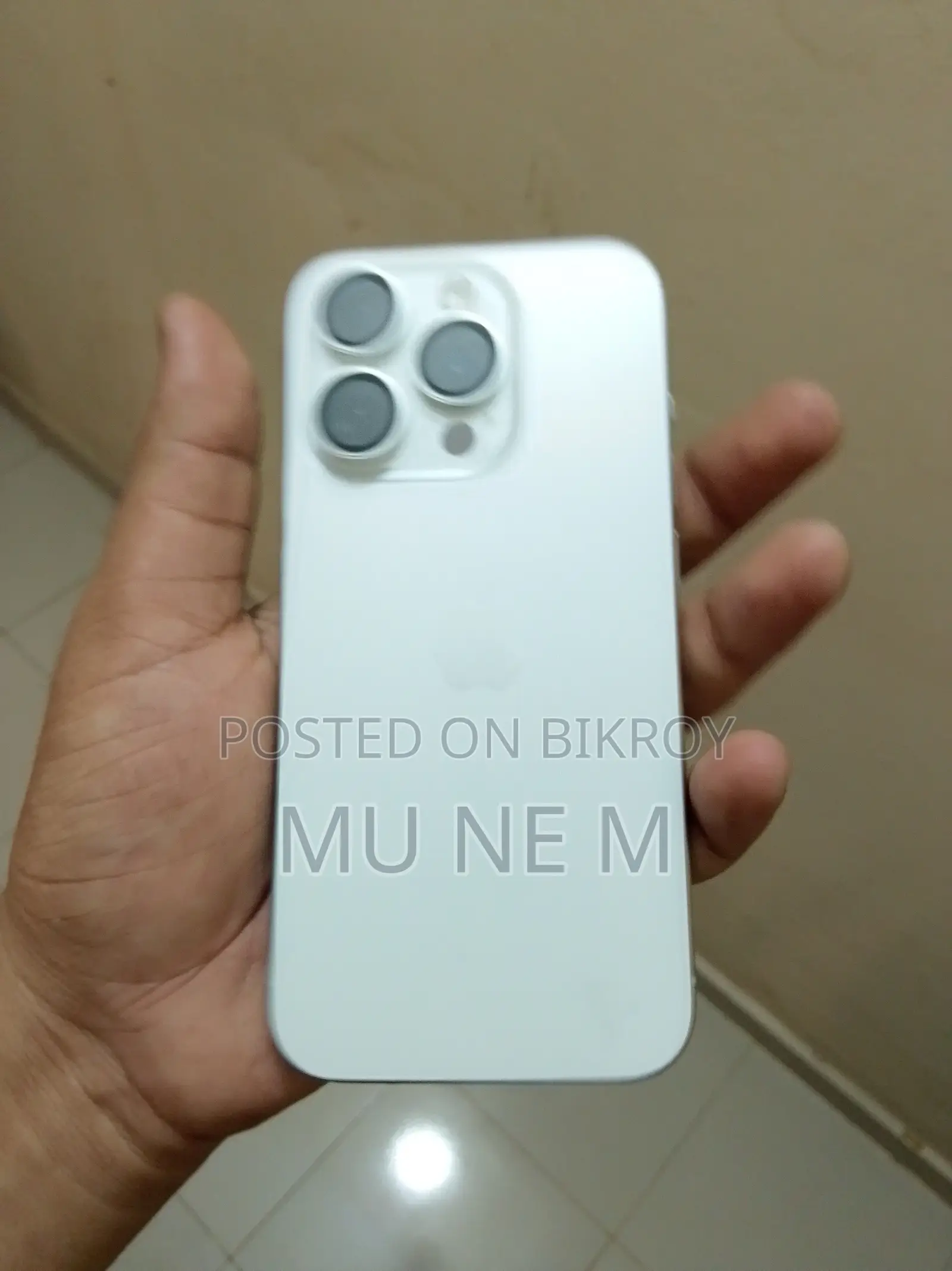 অ্যাপল আইফোন ১৫ প্রো ১২৮ জিবি সিলভার