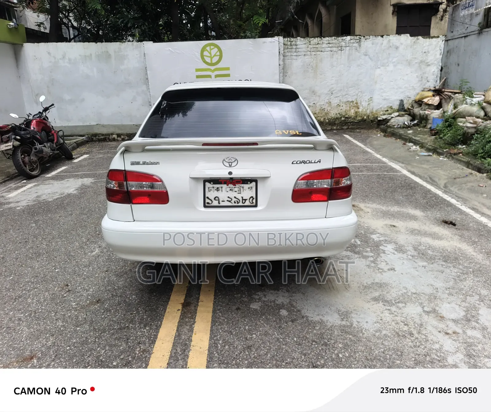Toyota Corolla X 1.3 Automatic 2000 White