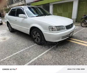 Toyota Corolla X 1.3 Automatic 2000 White