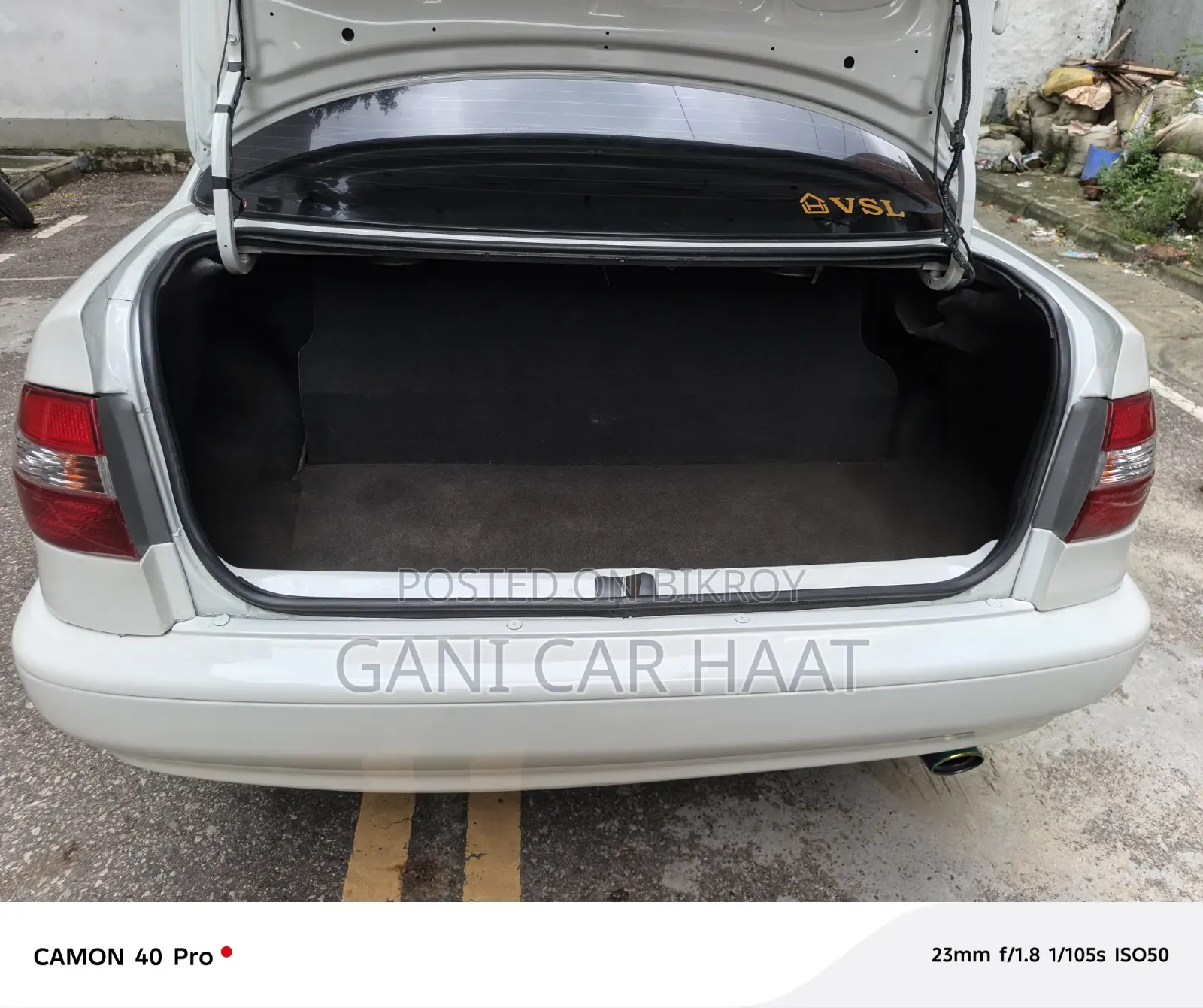 Toyota Corolla X 1.3 Automatic 2000 White