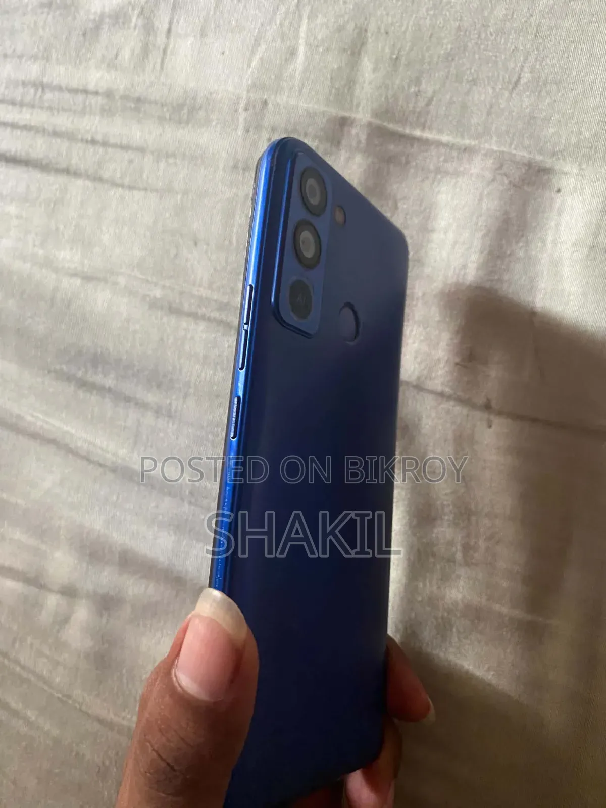 টেকনো ৩২ জিবি নীল