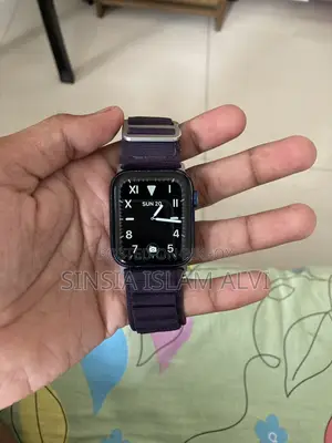অ্যাপল ওয়াচ সিরিজ ৬ (৪৪ মিমি)