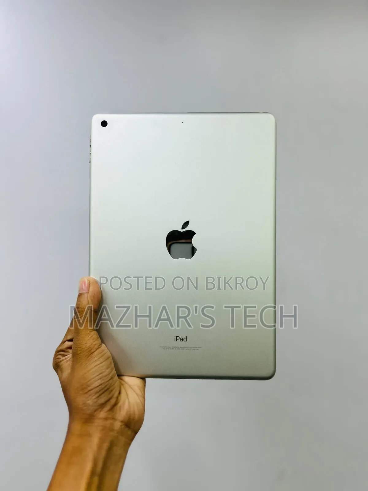 অ্যাপল আইপ্যাড ৯.৭ ১২৮ জিবি হোয়াইট