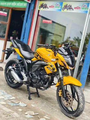 সুজুকি জিক্সার ২০২৫ হলুদ