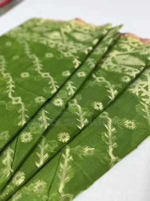 জামদানী শাড়ি