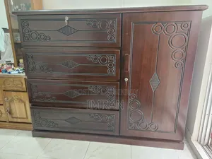 Fresh Condition Wardrobe