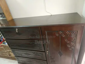 Fresh Condition Wardrobe