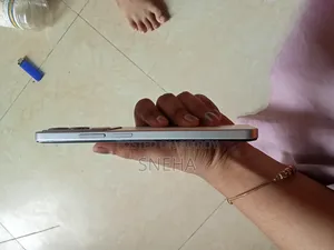 নিউ রিয়েলমি সি৭১ ১২৮ জিবি হোয়াইট