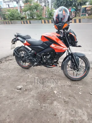 বাজাজ পালসার ১২৫ ২০২৬ অরেঞ্জ