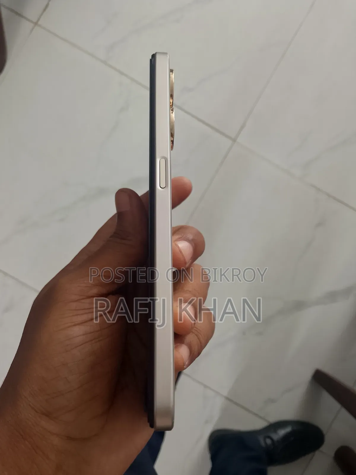 Realme V30 128 GB Rose Gold