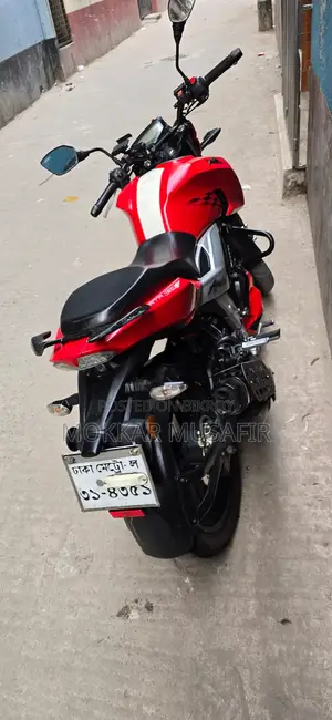 টিভিএস আপাচি ১৬০ ৪ভি ২০১৯ লাল