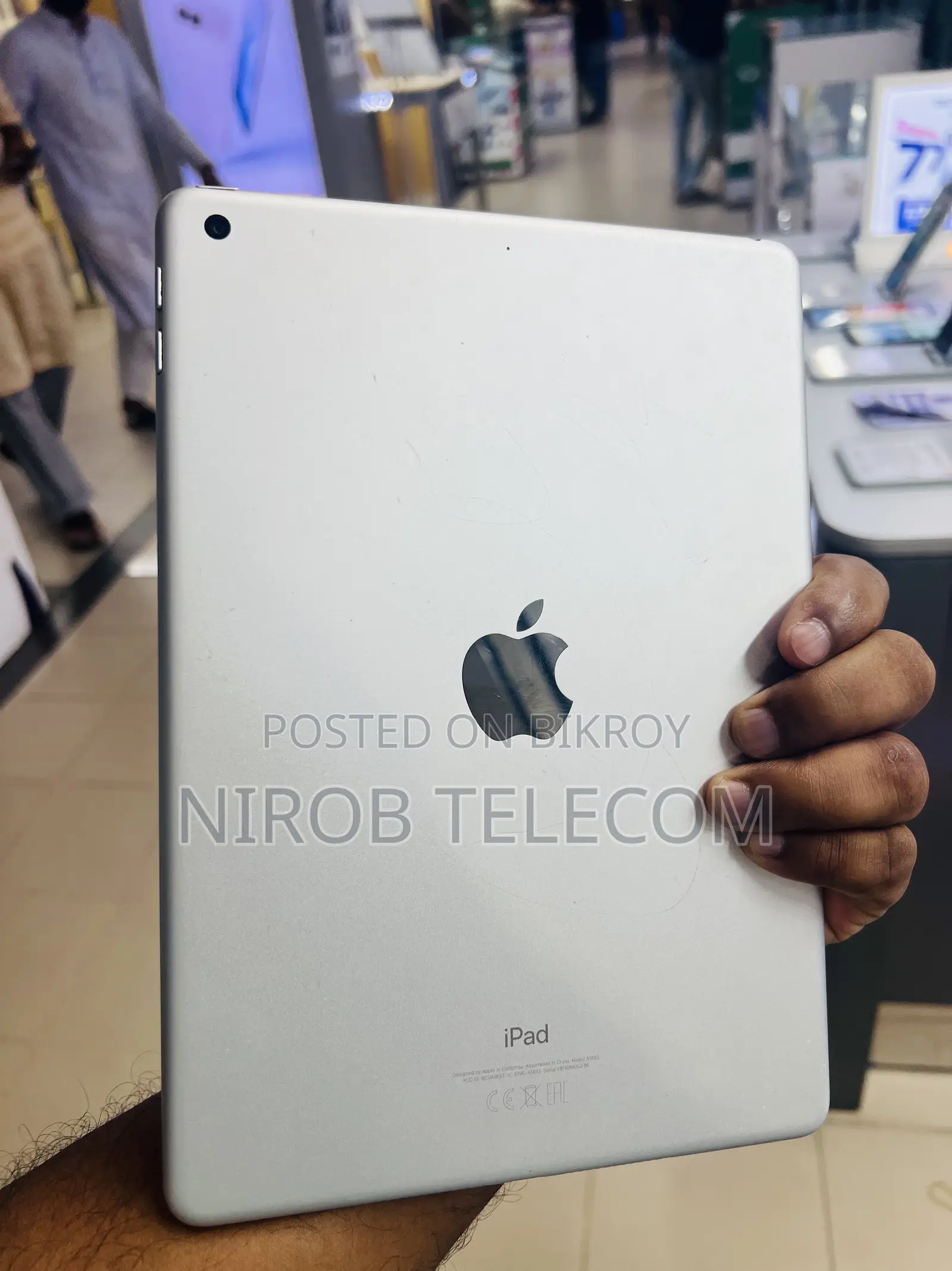 Apple 32 GB Silver