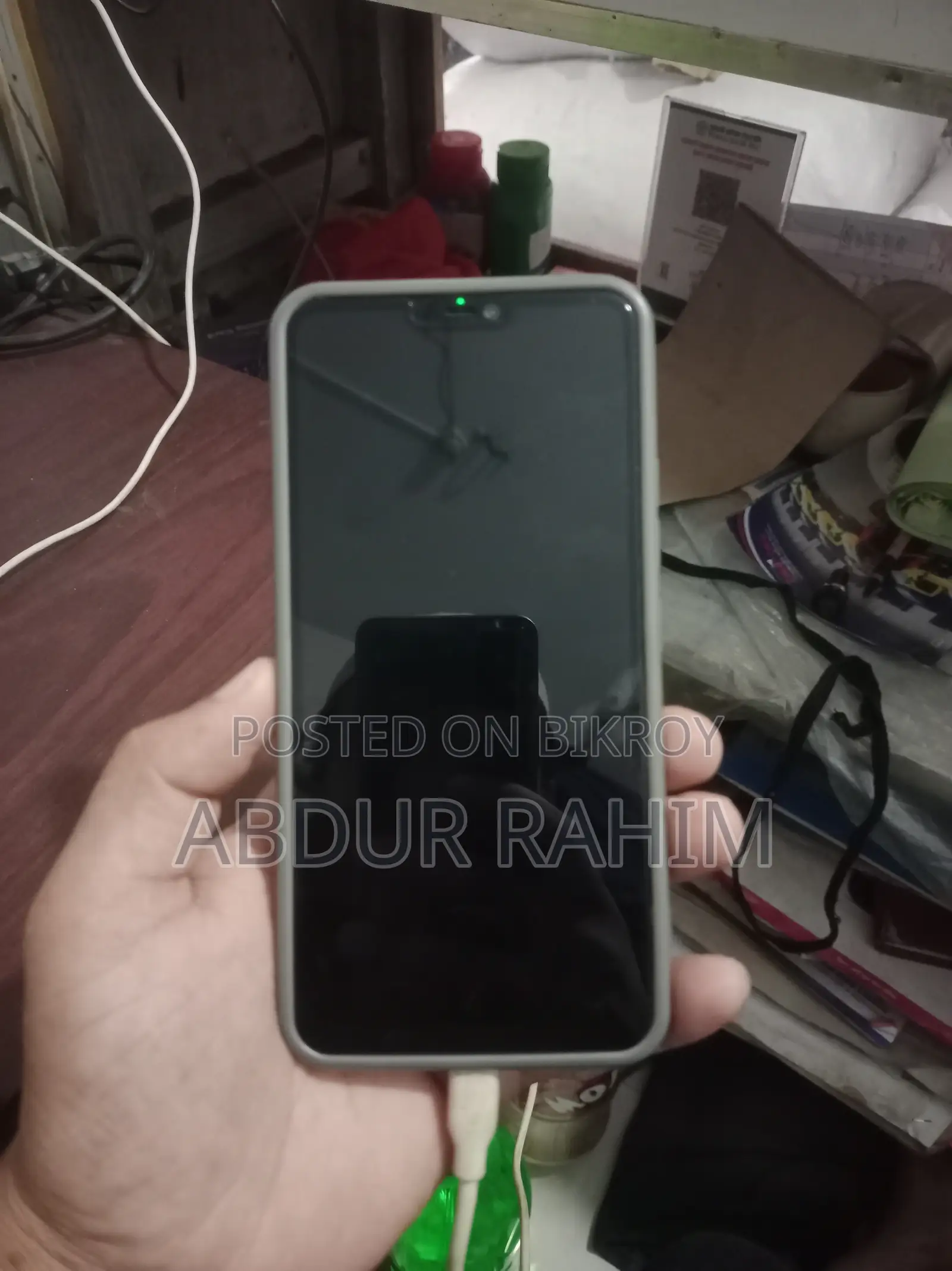 Vivo V9 64 GB Black