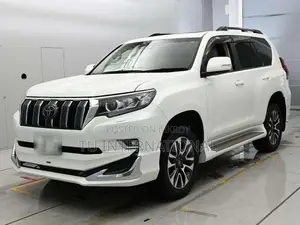 Toyota Land Cruiser Prado 2022 Pearl