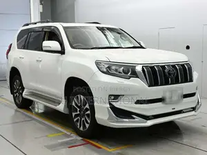 Toyota Land Cruiser Prado 2022 Pearl